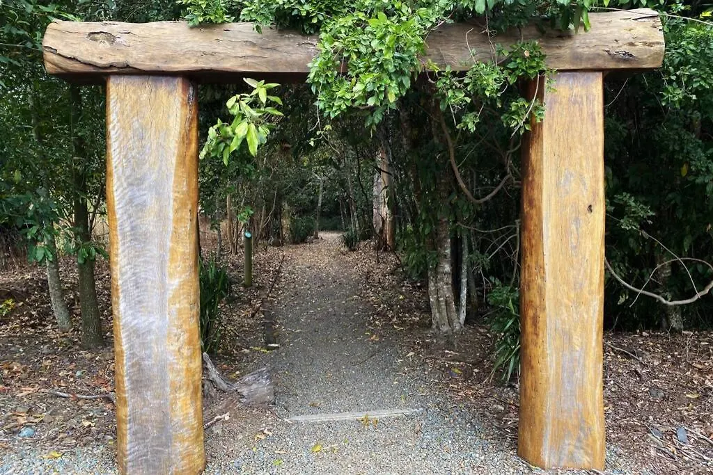 Vakantiehuis Lily Lamond, 2 - 4 Guests, Outdoor Hammock, 5 Min Walk To The Ocean, In Airlie Beach